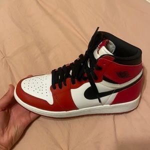 Nike air Jordan 1 high top red white and black